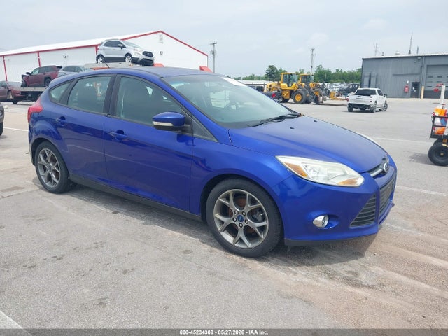 Salvage Ford Focus Image
