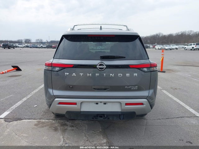 Nissan Pathfinder Platinum 4wd