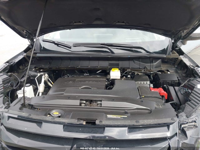 Nissan Pathfinder Platinum 4wd