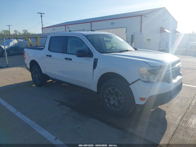 Salvage Ford Maverick Image