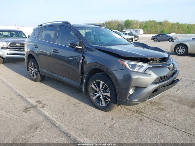 Salvage Toyota RAV4 Image