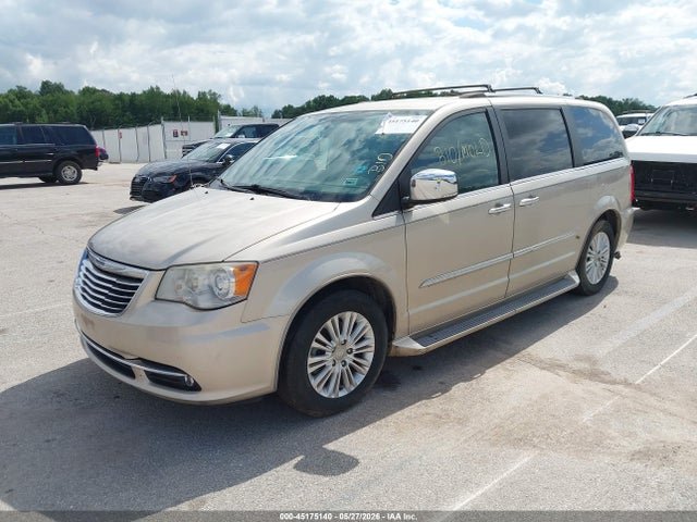 Chrysler Town & Country Limited