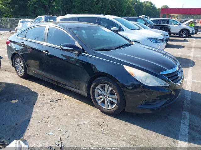Salvage Hyundai SONATA Image