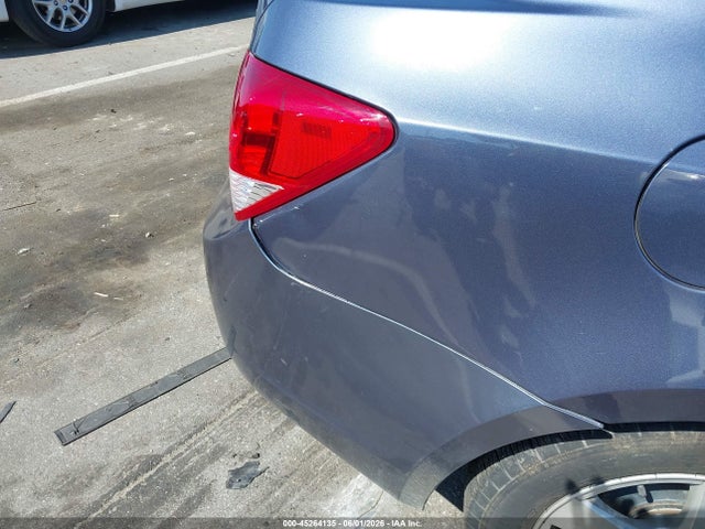 Chevrolet Cruze 1lt Auto
