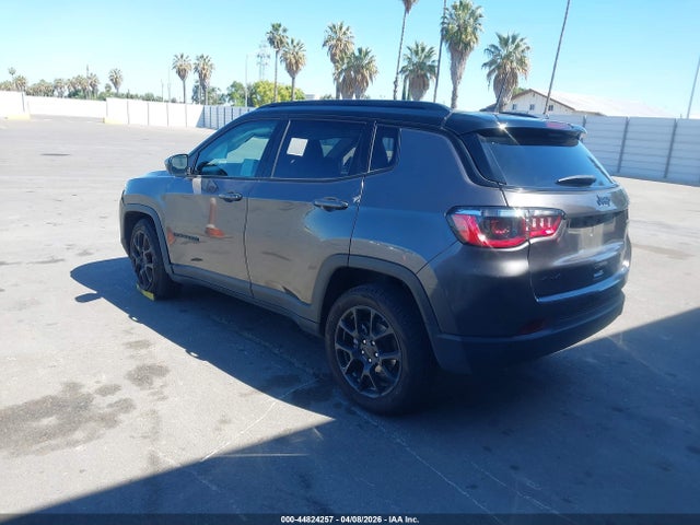 Jeep Compass Altitude 4x4