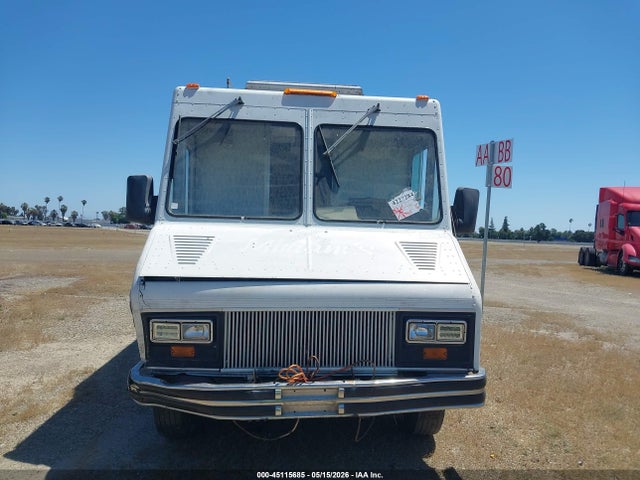General Motors Forward Control Chassis P3500