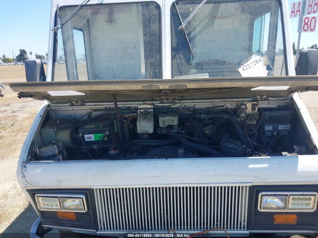 General Motors Forward Control Chassis P3500