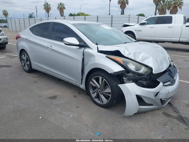 Salvage Hyundai ELANTRA Image