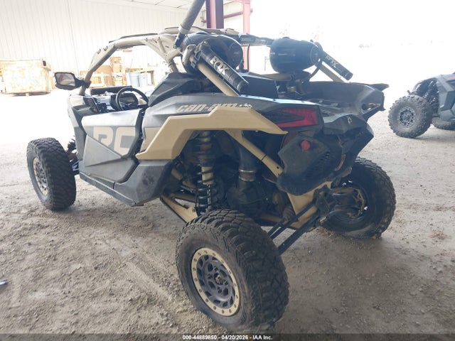 Can-Am Maverick X3 X Rc Turbo Rr