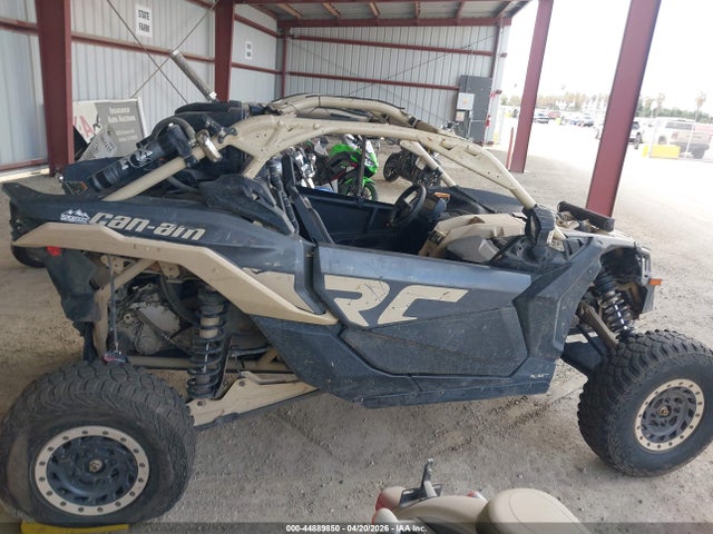 Can-Am Maverick X3 X Rc Turbo Rr