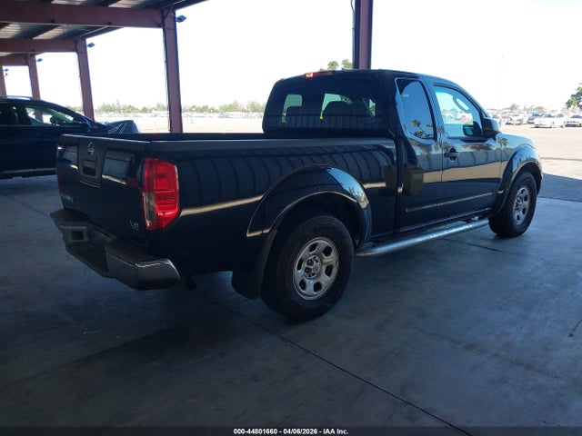 Nissan Frontier Xe