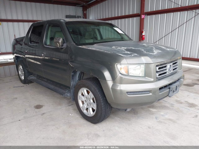 Salvage Honda Ridgeline Image