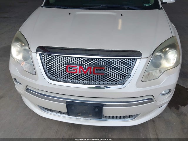 GMC Acadia Denali