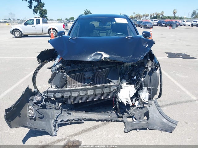 INFINITI Qx Essential