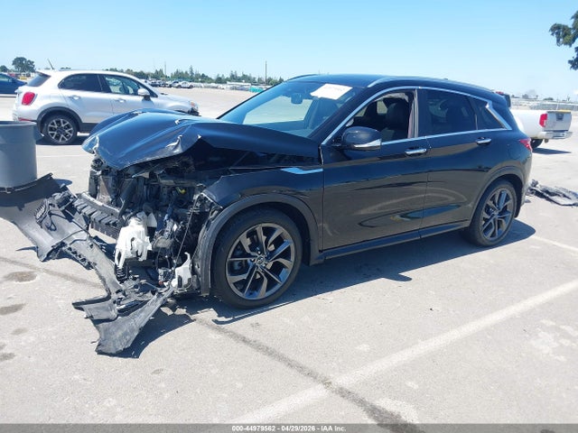 INFINITI Qx Essential