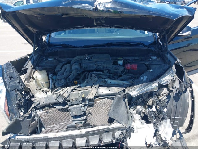 INFINITI Qx Essential