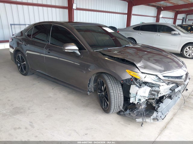 Salvage Toyota Camry Image