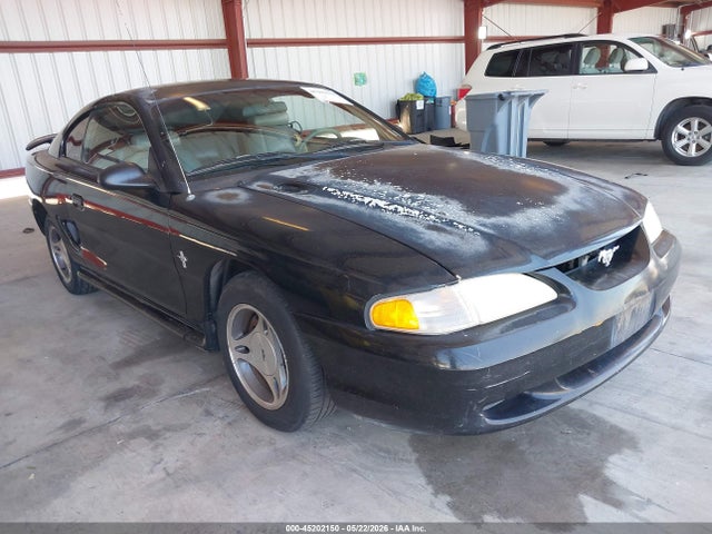 Salvage Ford Mustang Image
