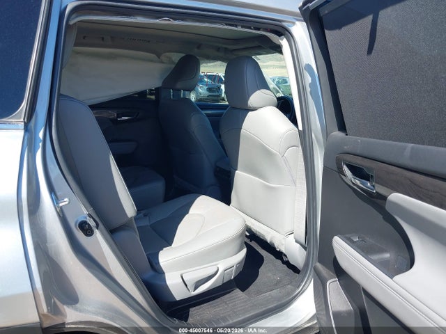 Toyota Highlander Platinum