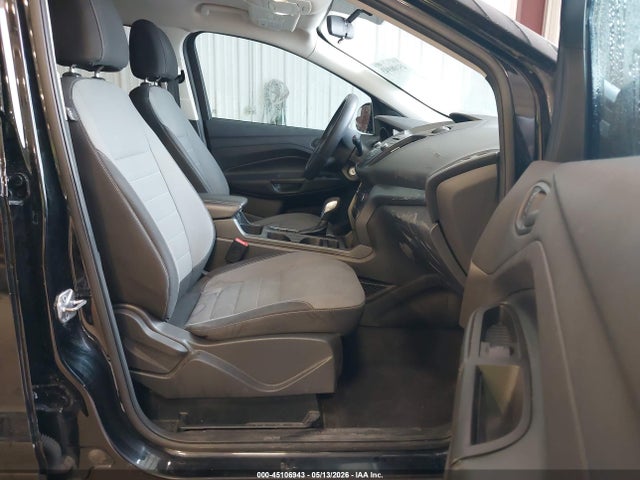 Ford Escape S