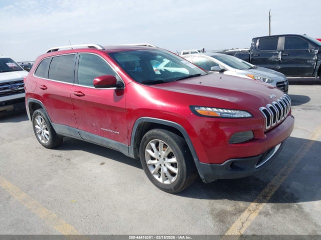 Salvage Jeep Cherokee Image