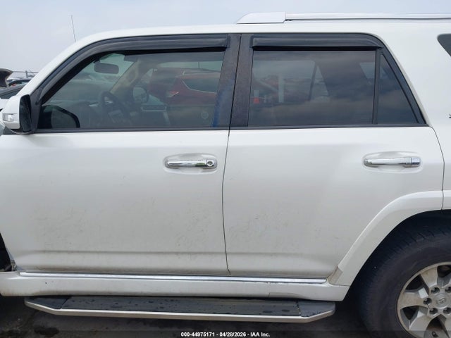 Toyota 4Runner Sr5