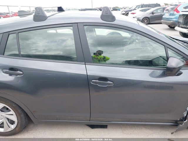 Subaru Impreza Base 5-door