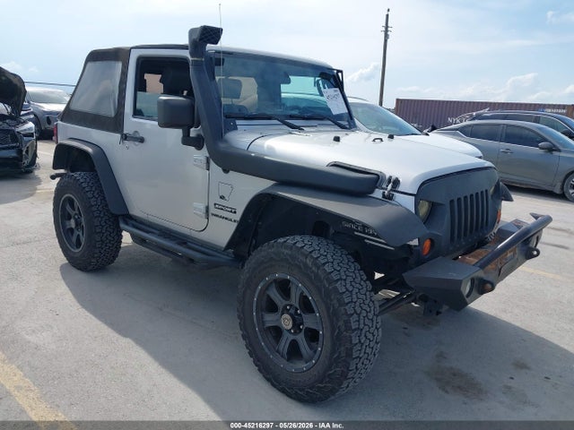 Salvage Jeep Wrangler Image