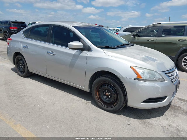 Salvage Nissan Sentra Image