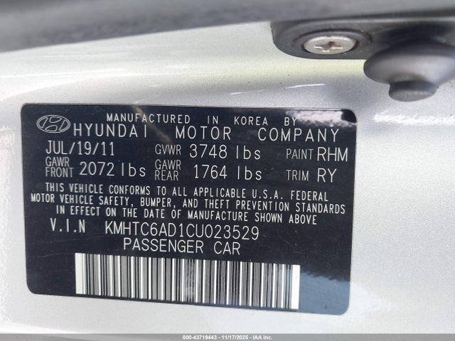 Hyundai VELOSTER