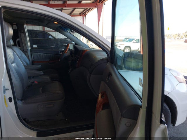 Toyota Sienna Limited