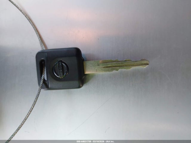 Nissan Versa 1.6 S