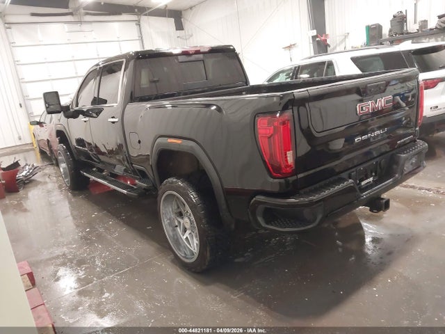 General Motors Sierra 2500HD 4wd  Standard Bed Denali