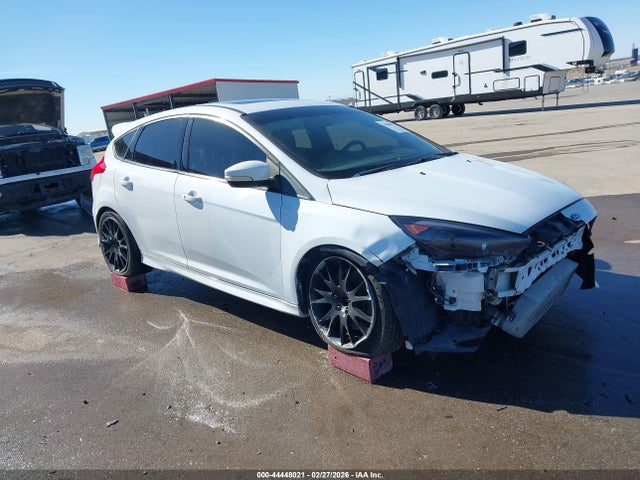 Salvage Ford Focus St Image