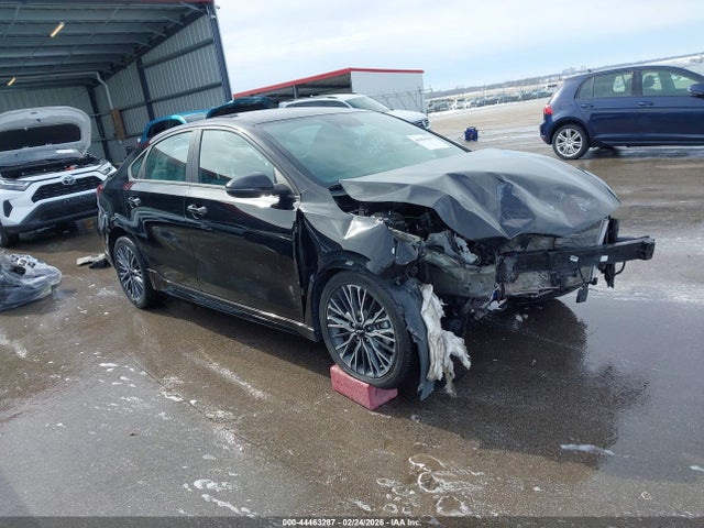 Salvage Kia Forte Image