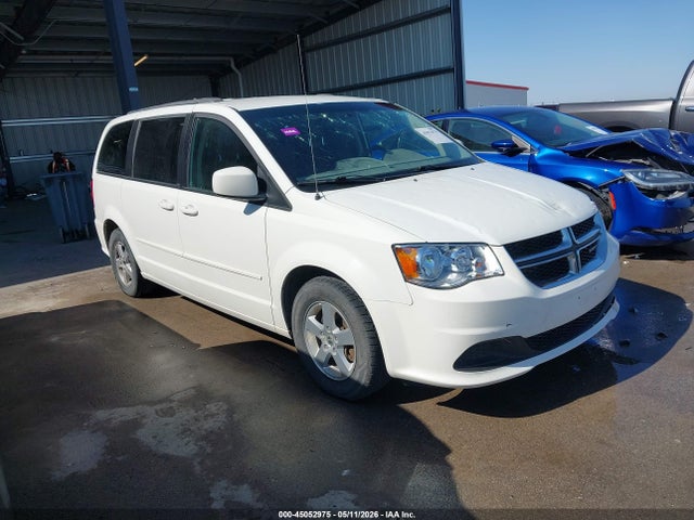 Salvage Dodge Grand Caravan Image