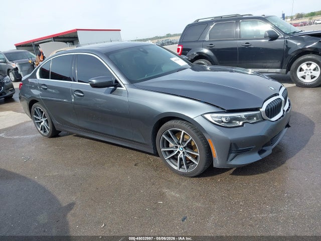 Salvage BMW 3 Series Image