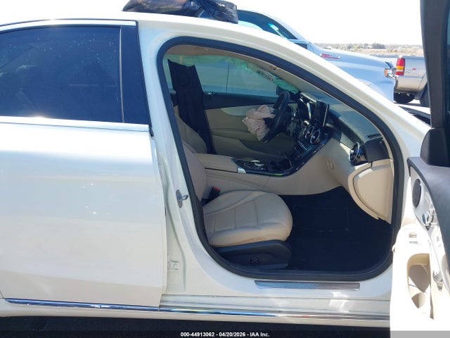 Mercedes-Benz C-Class 4matic