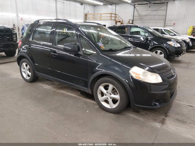 Salvage Suzuki SX4 Image
