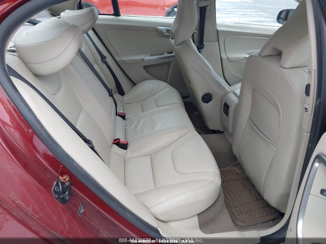 Volvo S60 T5