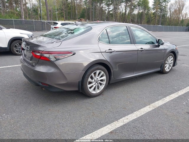 Toyota Camry Le Awd