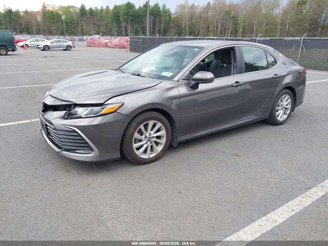 Toyota Camry Le Awd