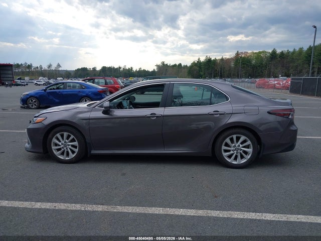 Toyota Camry Le Awd