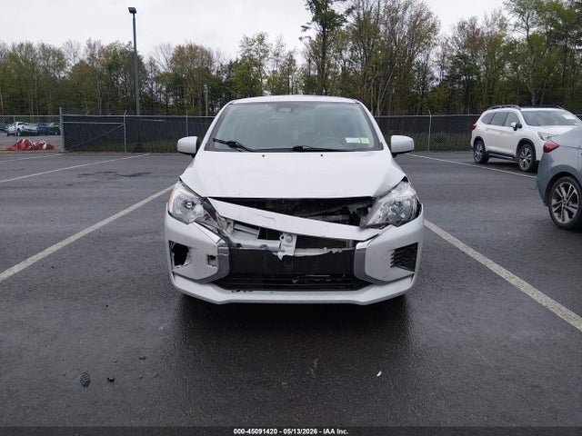 Mitsubishi Mirage Es