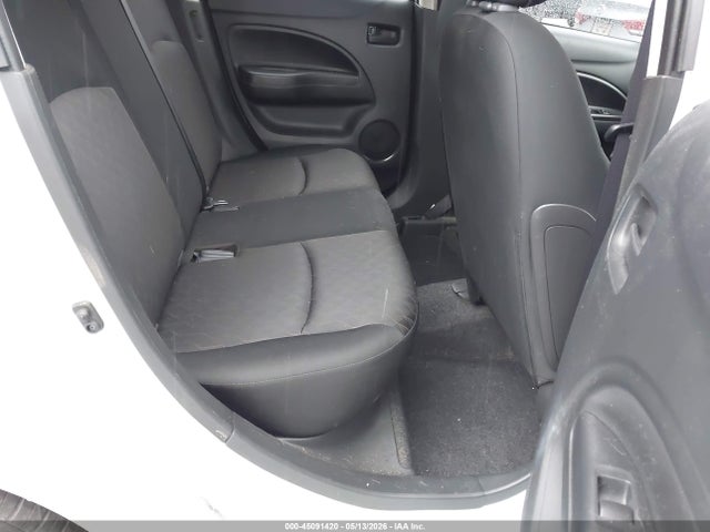 Mitsubishi Mirage Es
