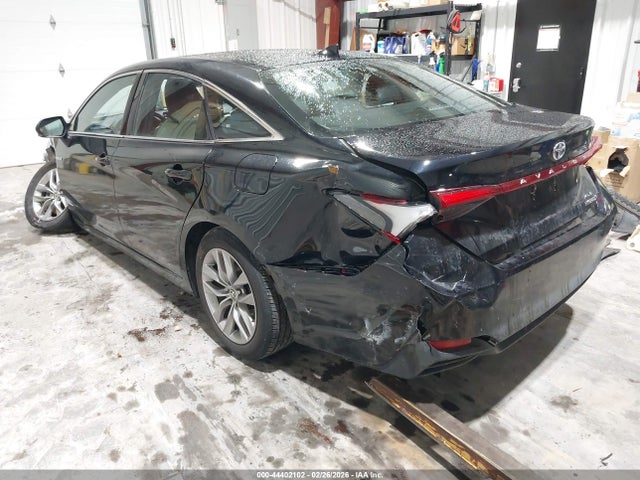 Toyota Avalon Hybrid Xle