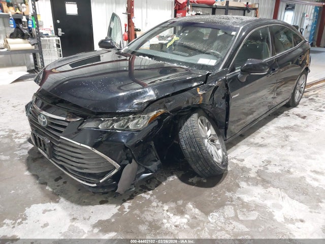 Toyota Avalon Hybrid Xle