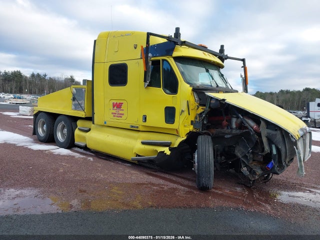 Salvage Kenworth Construction Image