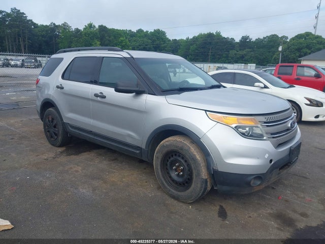 Salvage Ford Explorer Image