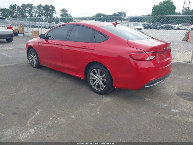 Chrysler 200 S